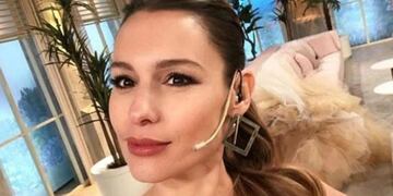 Carolina Ardohain rompió en llanto al ver una foto de su primer hija.