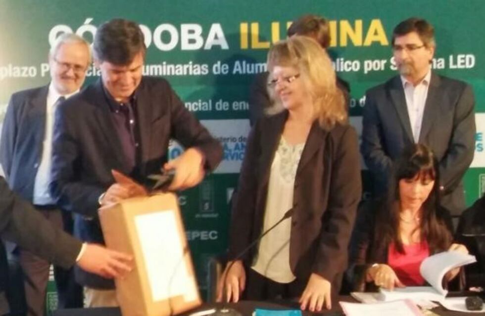 Licitan la instalación de 80 mil luces Led en toda la provincia de Córdoba