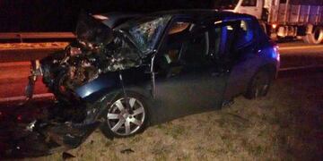 El auto en el que viajaba la diputada Josefina González chocó de frente con una camioneta en la Ruta 33\u002E