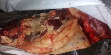Decomisaron 150 kilos de carne no apta para consumo en Mosconi\u002E (Policía de Salta)