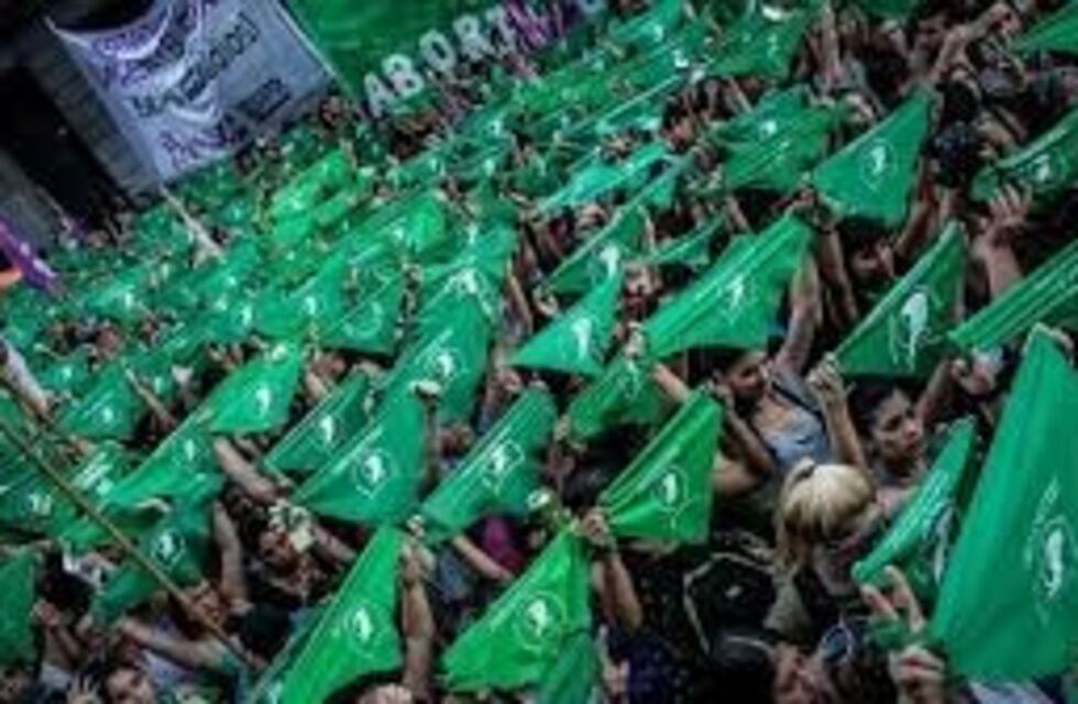 Lucrecia Falón: "En Comodoro se paga hasta $100.000 por un aborto"