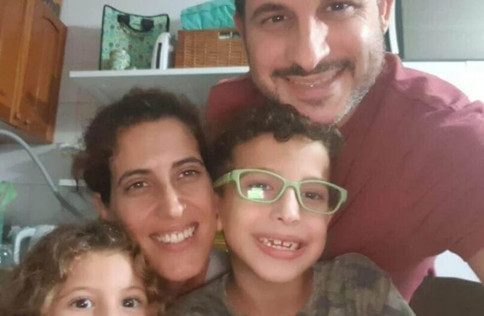 Un nene de ocho años le dio todo su dinero a una familia sin trabajo por la cuarentena