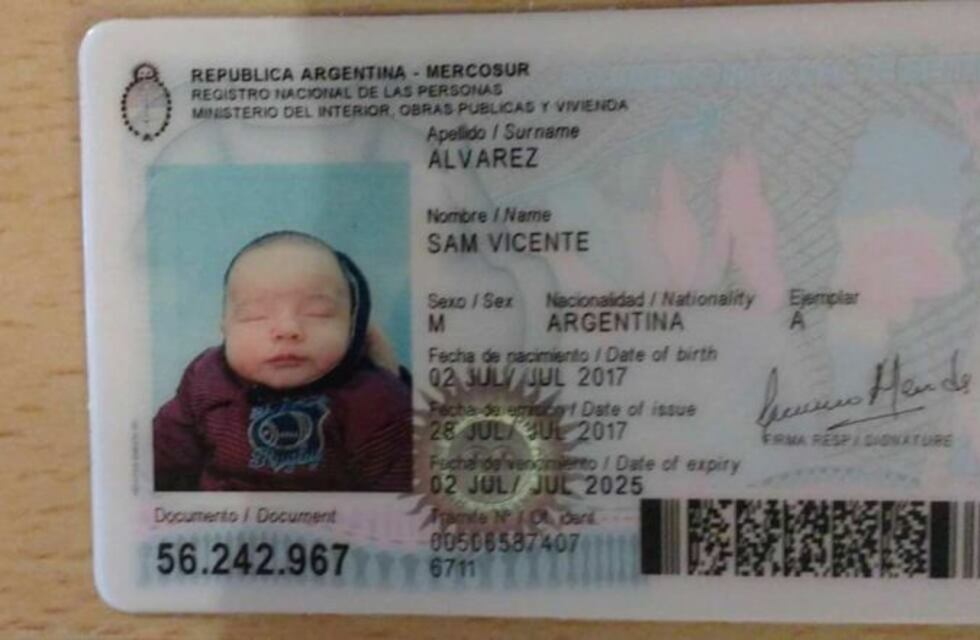 Amor por la camiseta: le pusieron a su hijo Sam Vicente por USV