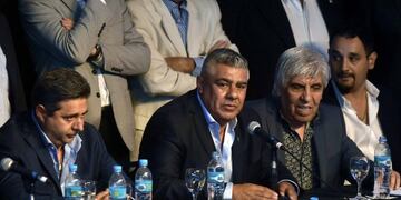 DYN54, BUENOS AIRES 29/03/17, CLAUDIO CHIQUI TAPIA, ASUME COMO PRESIDENTE DE AFA.FOTO:DYN/EZEQUIEL PONTORIERO. ezeiza claudio fabian chiqui tapia eleccion nuevo presidente afa dirigentes deportivos presidente afa eleccion presidente de la asociacion del f