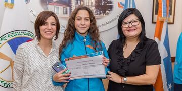 Las legisladoras Marcela Gómez y Angelina Carrasco