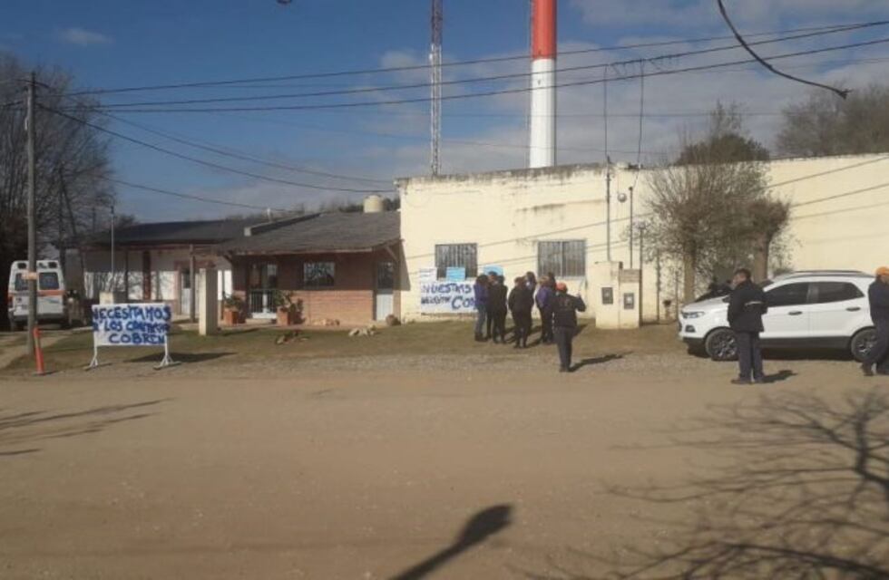 Potrero de Garay: trabajadores de la Comuna temen por sus próximos haberes