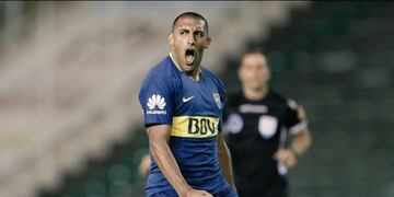 La boca llena de gol de Ramón Ábila\u002E Y de paso, para taparle la boca a los que lo criticaban\u002E