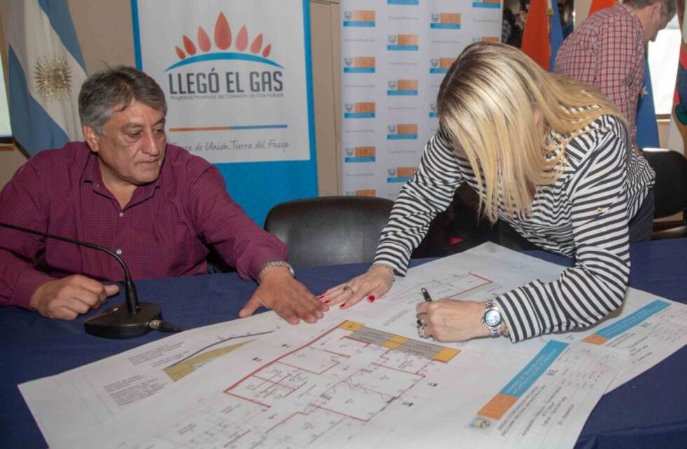 Se firmó contrato para ampliar y refaccionar la Escuela Especial N°4