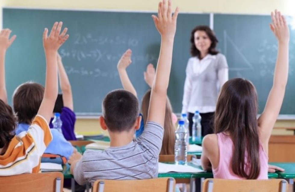 Habilitan a 18 nuevos títulos para ejercer la docencia