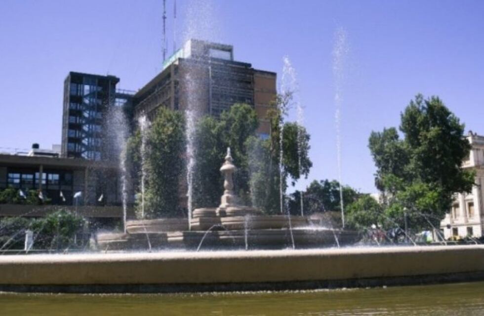 Finalizó la puesta en valor de la fuente del Paseo Sobremonte