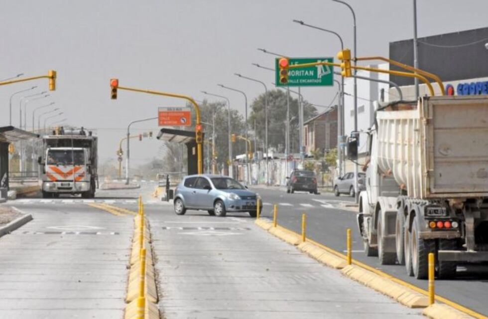Por pedido de Nación se posterga la inauguración del Metrobus en Neuquén