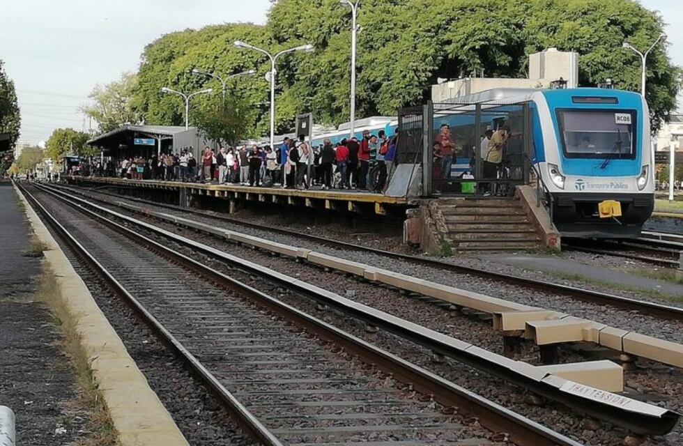 El tren Sarmiento restableció su recorrido completo tras amenaza de bomba en Liniers