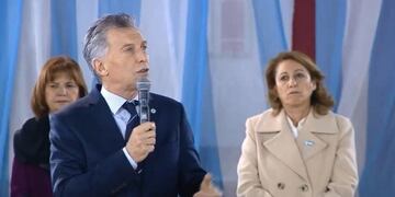 Discurso de Macri junto a Fein y Bullrich en el club Ciclón