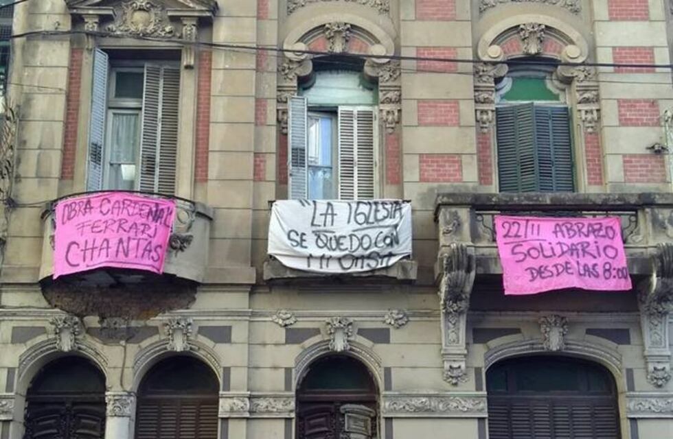 Una familia pide ayuda para frenar el desalojo de su casa por un juicio con la Iglesia