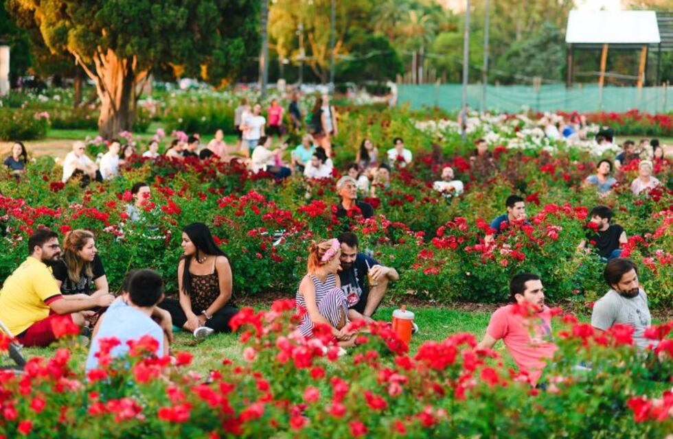 Detuvieron a un hombre por exhibiciones obscenas en El Rosedal