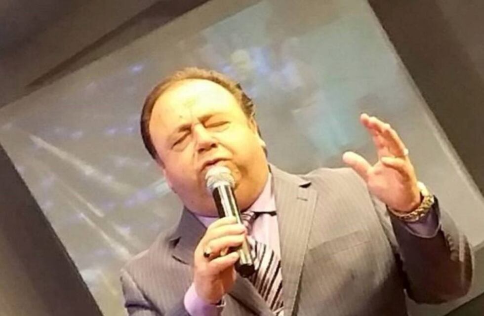 Es pastor, ganó las elecciones y promete usar su "don de sanación" en la Legislatura