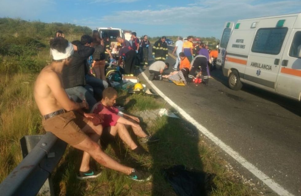 Altas Cumbres: volcó un colectivo y hay al menos siete heridos graves