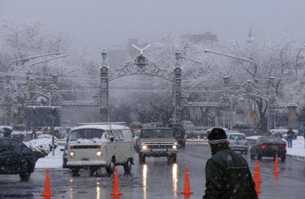 El domingo podría amanecer con nieve, según el pronóstico