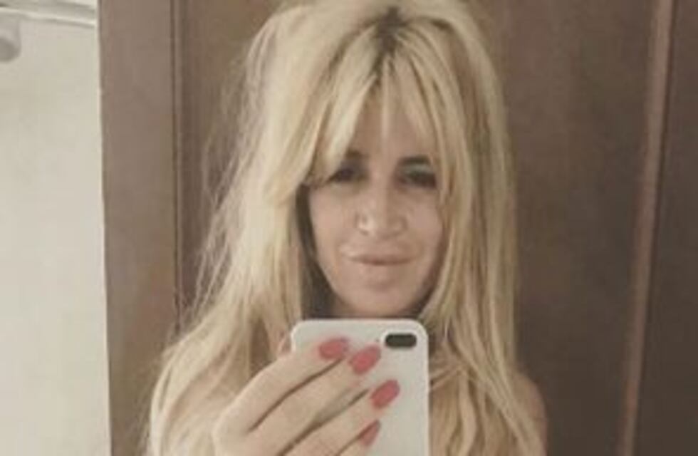 Florencia Peña amaneció con un topless para el infarto
