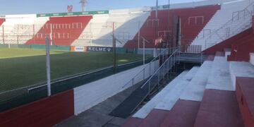 Instituto inaugura un nuevo espacio en la tribuna para personas con movilidad reducida\u002E