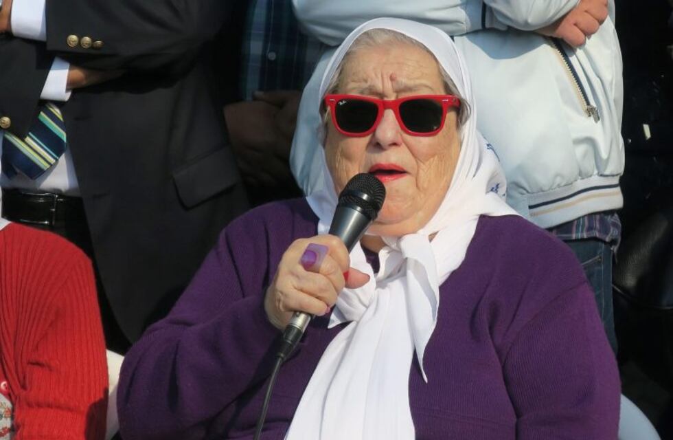 Para Hebe de Bonafini, Pichetto era "un espía" y la de Juntos por el Cambio es "una fórmula triste"