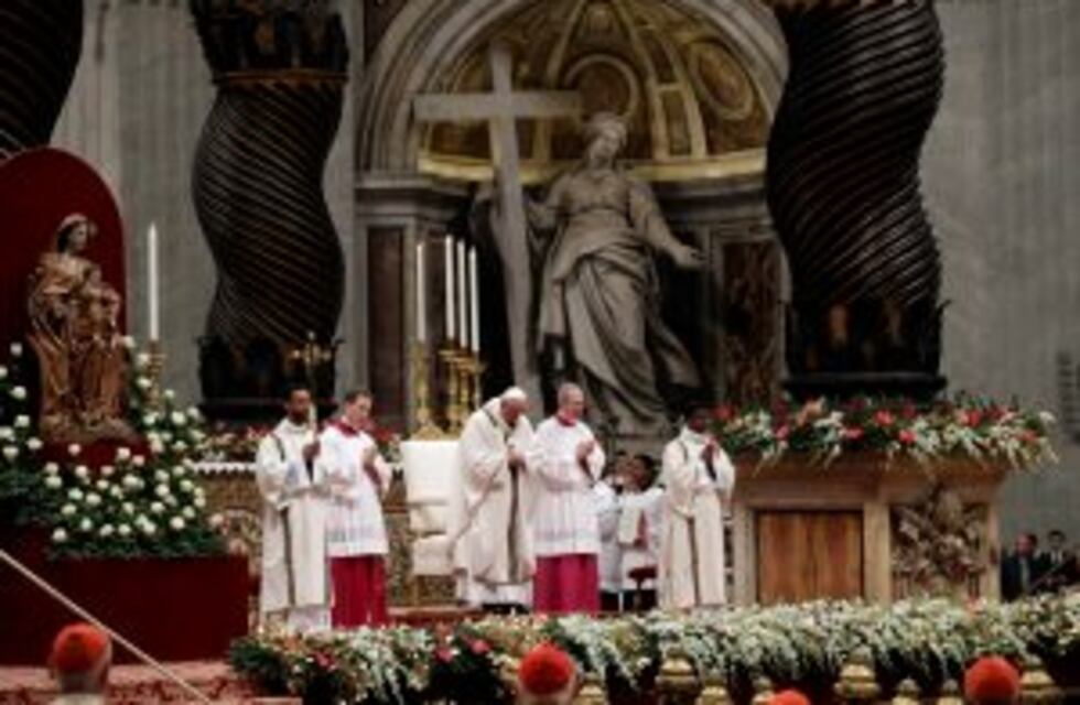 El Papa Francisco celebró la Misa de Navidad en el Vaticano