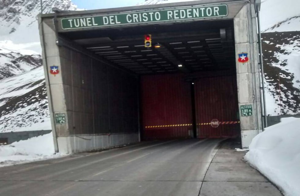Cerró el Paso Internacional por temporal en alta montaña y miles de chilenos están varados en Mendoza: ¿cuándo abre?