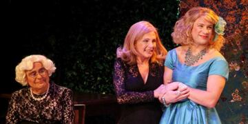 Cristina Alberu00f3 llega a Cu00f3rdoba como parte de la obra