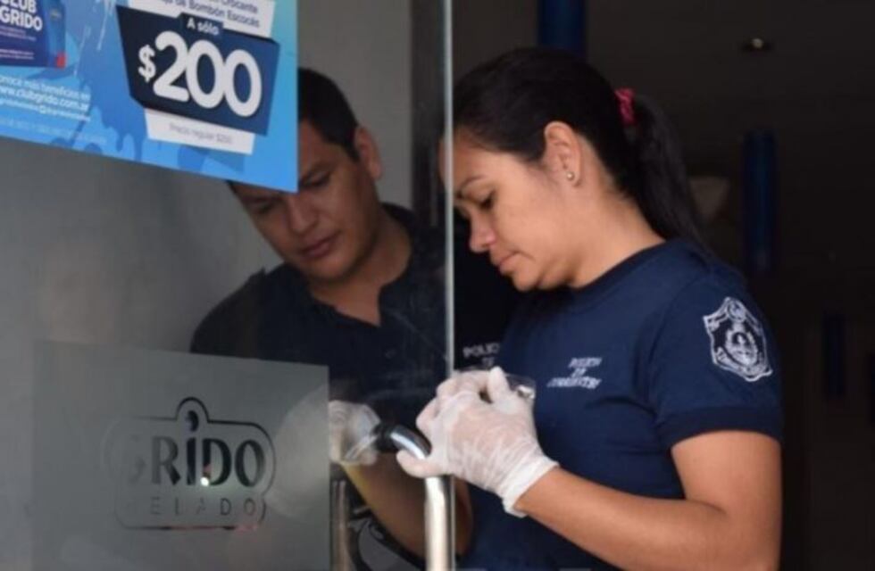 Robaron una reconocida heladería del centro capitalino