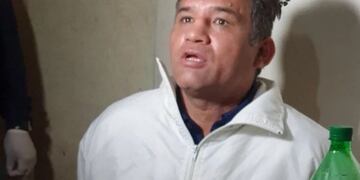 Le dieron prisión domiciliaria y volvió a ser detenido por golpear a sus sobrinos\u002E (Clarín)