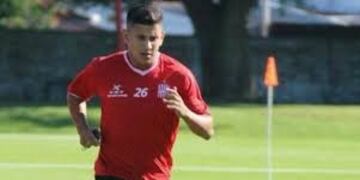 Para no arriesgarlo, el cuerpo técnico decidió que el 10 se quede en Córdoba\u002E Lo reemplazará Rodrigo Garro\u002E