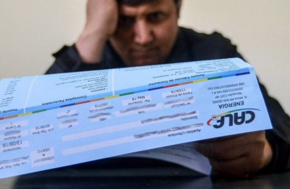 Por los aumentos 35 mil familias neuquinas no pueden pagar la luz