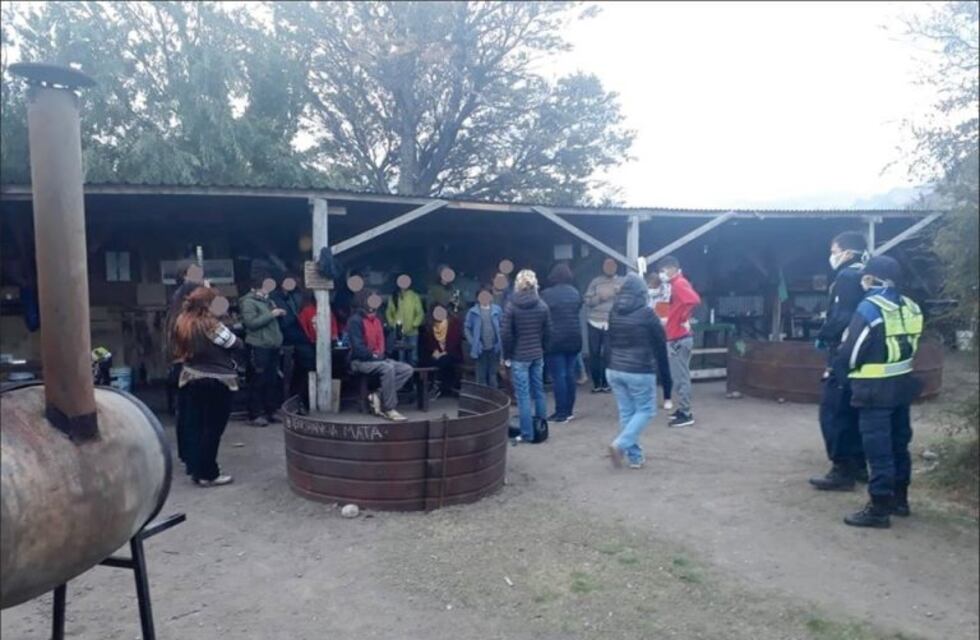 Realizan control sanitario en un camping local
