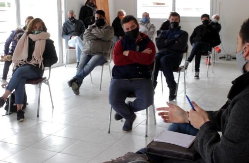 Gastronómicos de Pehuen Co actualizan protocolos