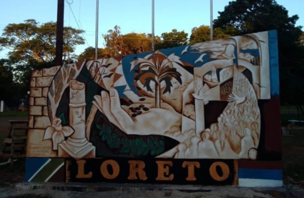 El mural de Loreto muestra la historia local y la devoción a la Virgen