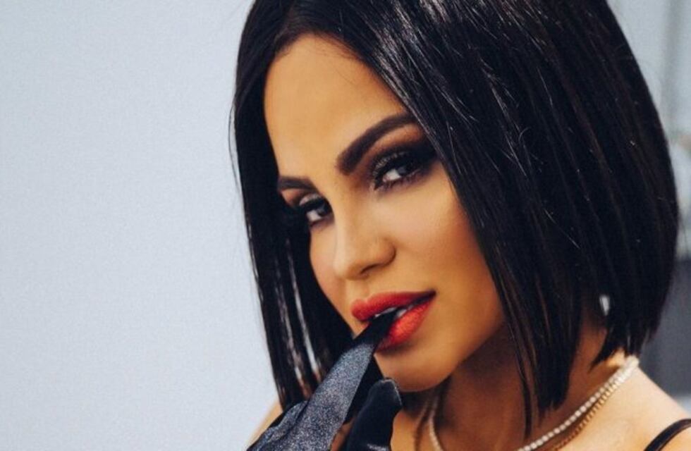 Natti Natasha enloqueció a sus seguidores con un osado look sadomasoquista