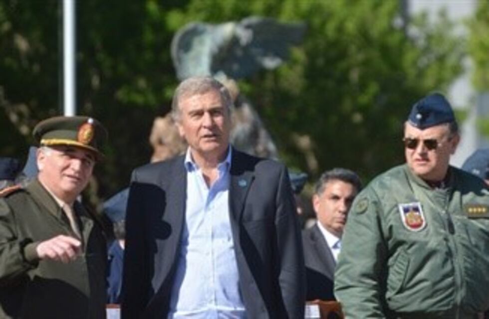 El hermano de Luis Juez renunció al Instituto de Obra Social de las Fuerzas Armadas para denunciar irregularidades