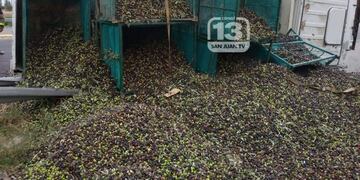 La Ruta 40 estuvo cortada por el vuelco\u002E