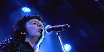 BUENOS AIRES 05/04/09, LOS RATONES PARANOICOS DURANTE SU PRESENTACION EN EL QUILMES ROCK. rnFOTO: DYN/PABLO AHARONIAN estadio river festival Quilmes Rock 2009 recital concierto de LOS RATONES PARANOICOS