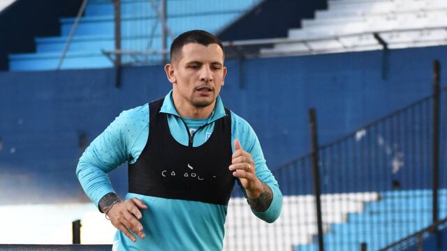 Emiliano Vecchio renovó su contrato con Racing Club hasta diciembre de 2024.