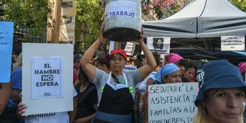 Organizaciones sociales se manifestaran mientras Javier Milei abra la sesiones legislativas en el Congreso. (Télam)