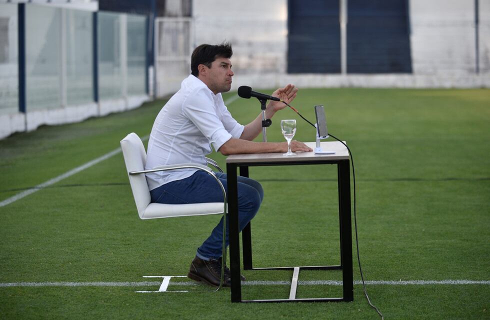 Cacique Medina: “Mientras los números den, vamos a seguir con la ilusión de pelear el torneo”