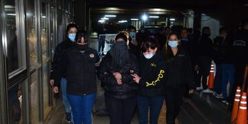 La enfermera Brenda Agüera fue detenida el pasado viernes, acusada por la muerte de los bebés en el Neonatal (Nicolás Bravo /La Voz).