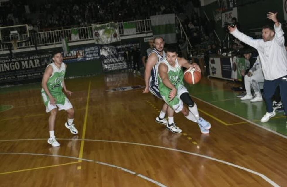 Básquet: Altense se quedó con la primera semifinal
