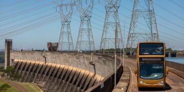 La represa de Itaipú sería uno de los principales atractivos este fin de semana\u002E