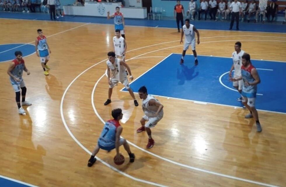 Torneo Federal: Estudiantes ganó de visitante a Tucumán Básquet y quedó segundo en la División NOA