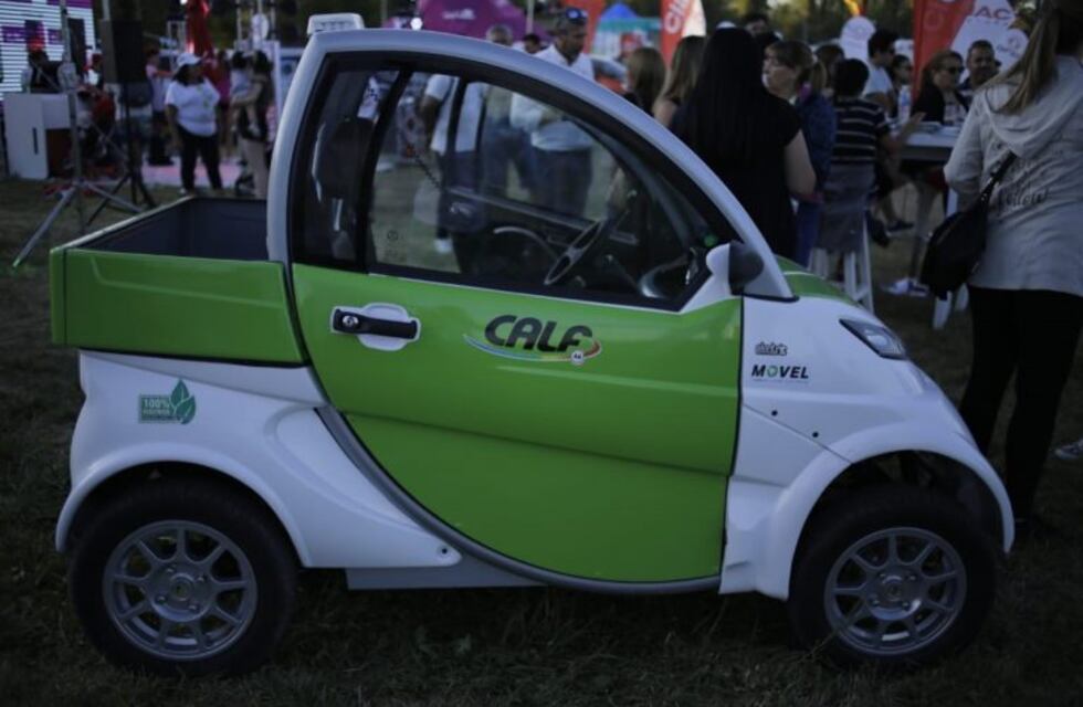 Calf incorporó cuatro autos eléctricos a su flota vehicular