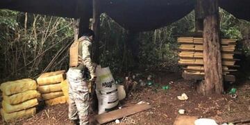 Fuerza de seguridad paraguaya descubrió un campamento narco frente a El Alcázar
