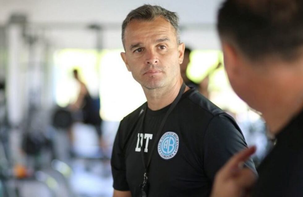 Lavallén habló de su continuidad en Belgrano: "Está un 50 y un 50"