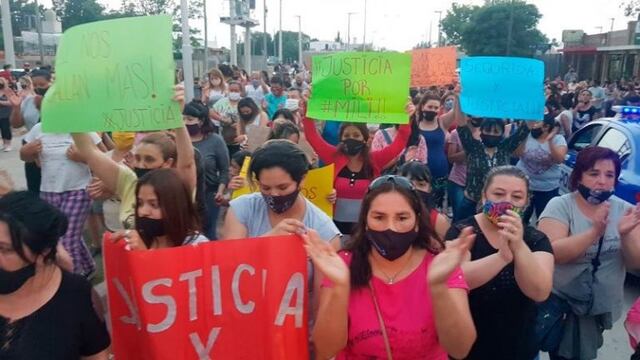 Con indignación, familiares de Mili y vecinos de la zona de manifestaron este lunes\u002E